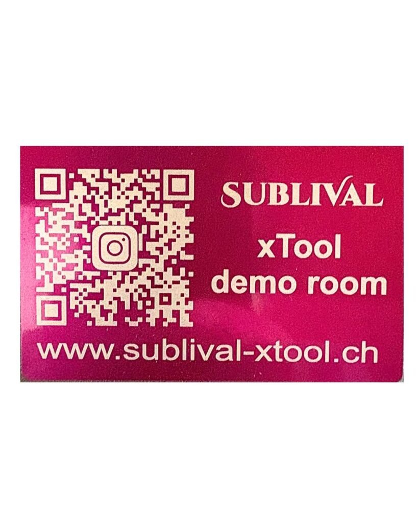 carte de visite aluminium anodisé gravé avec Xtool F2