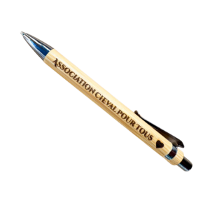Stylo en bambou gravé par l'Atelier Sublival
